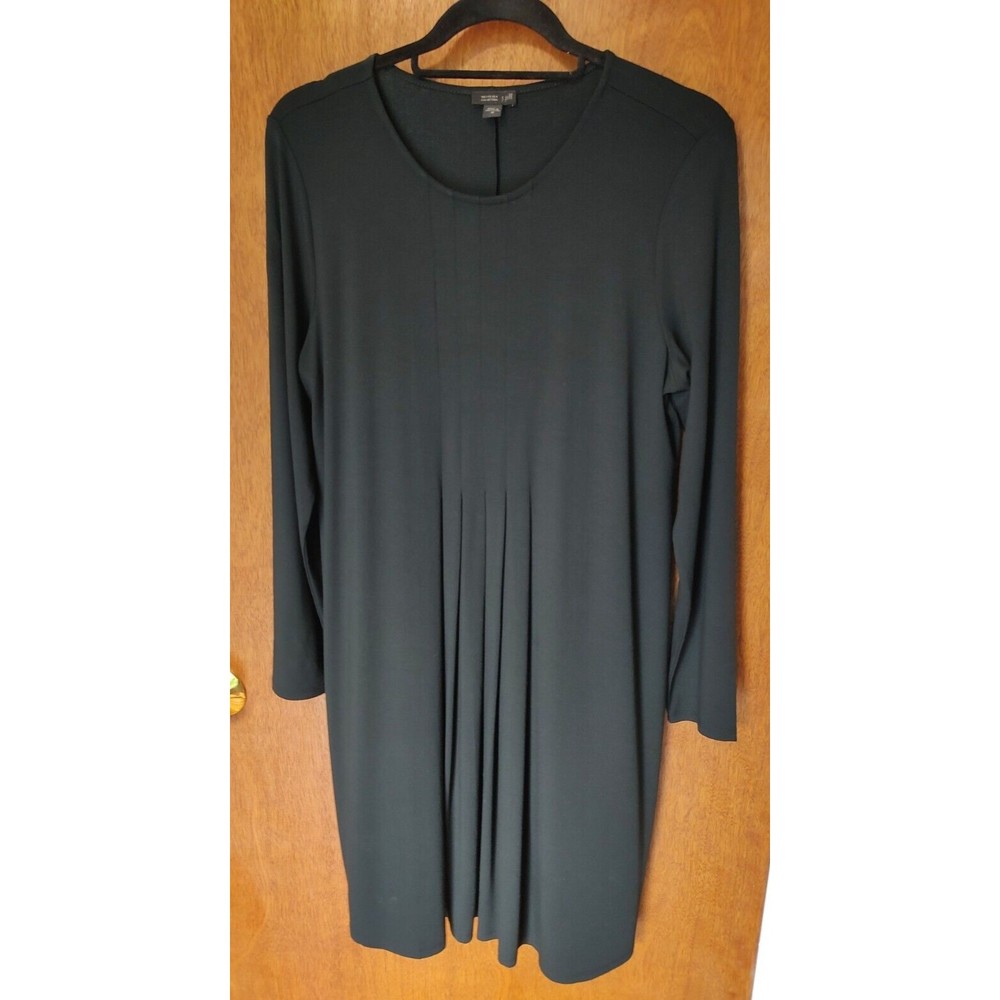 J. Jill Wearever Collection size M black long sleeve shift dress pleated front